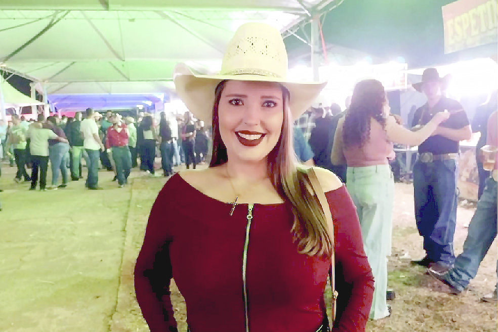 Jaqueline Chiavelli vai comemorar o aniversário no último dia da festa