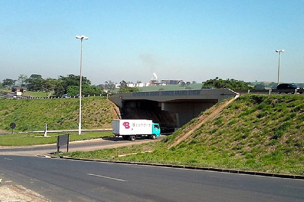 Avenida Santos Dumont já possui câmeras de monitoramento - foto Vanderlei Bissiato -