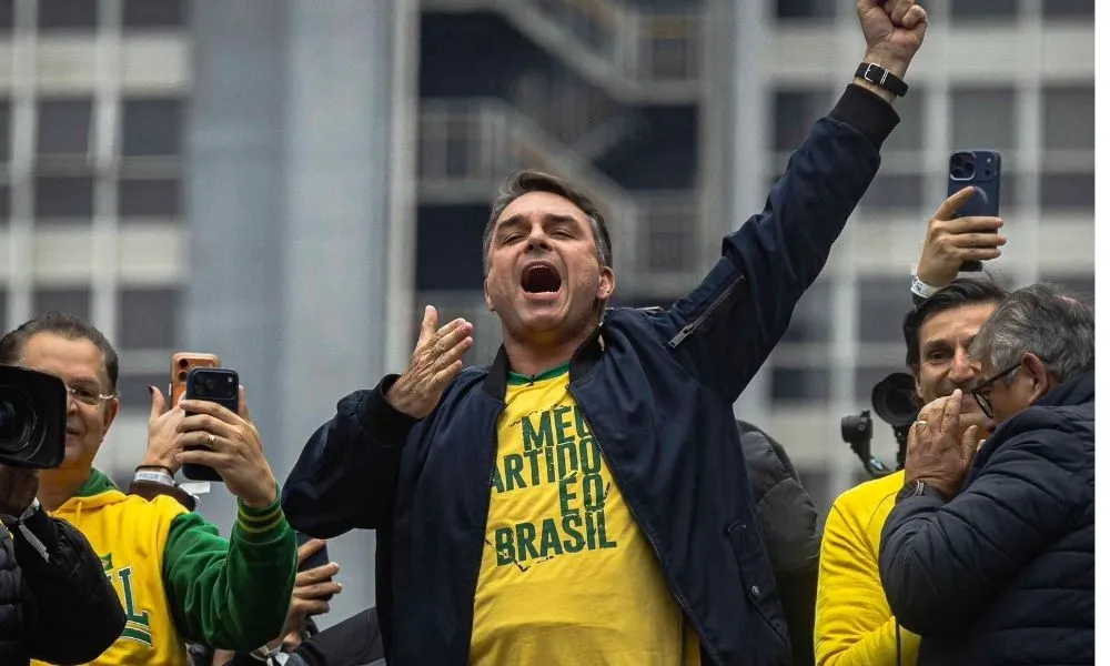 Flavio-Bolsonaro