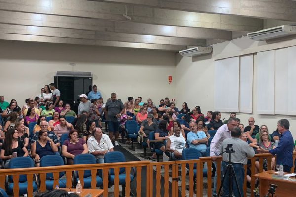 Servidores lotaram Câmara para acompanhar votação de revisão