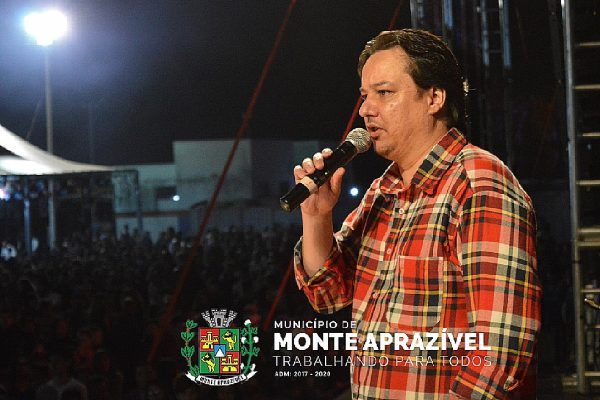 Prefeito Marcio Miguel discursando no Juninão de 2019 - última ano da festa - Foto Edvandro Ferreira