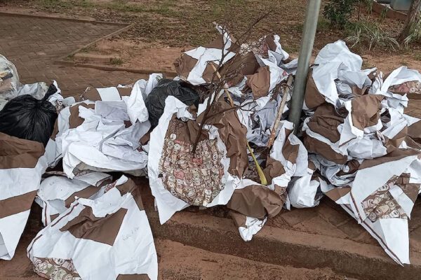 praça matriz sujeira